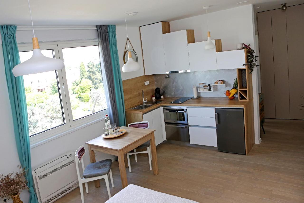 Studio Apartment Camino With Parking Zadar Eksteriør billede