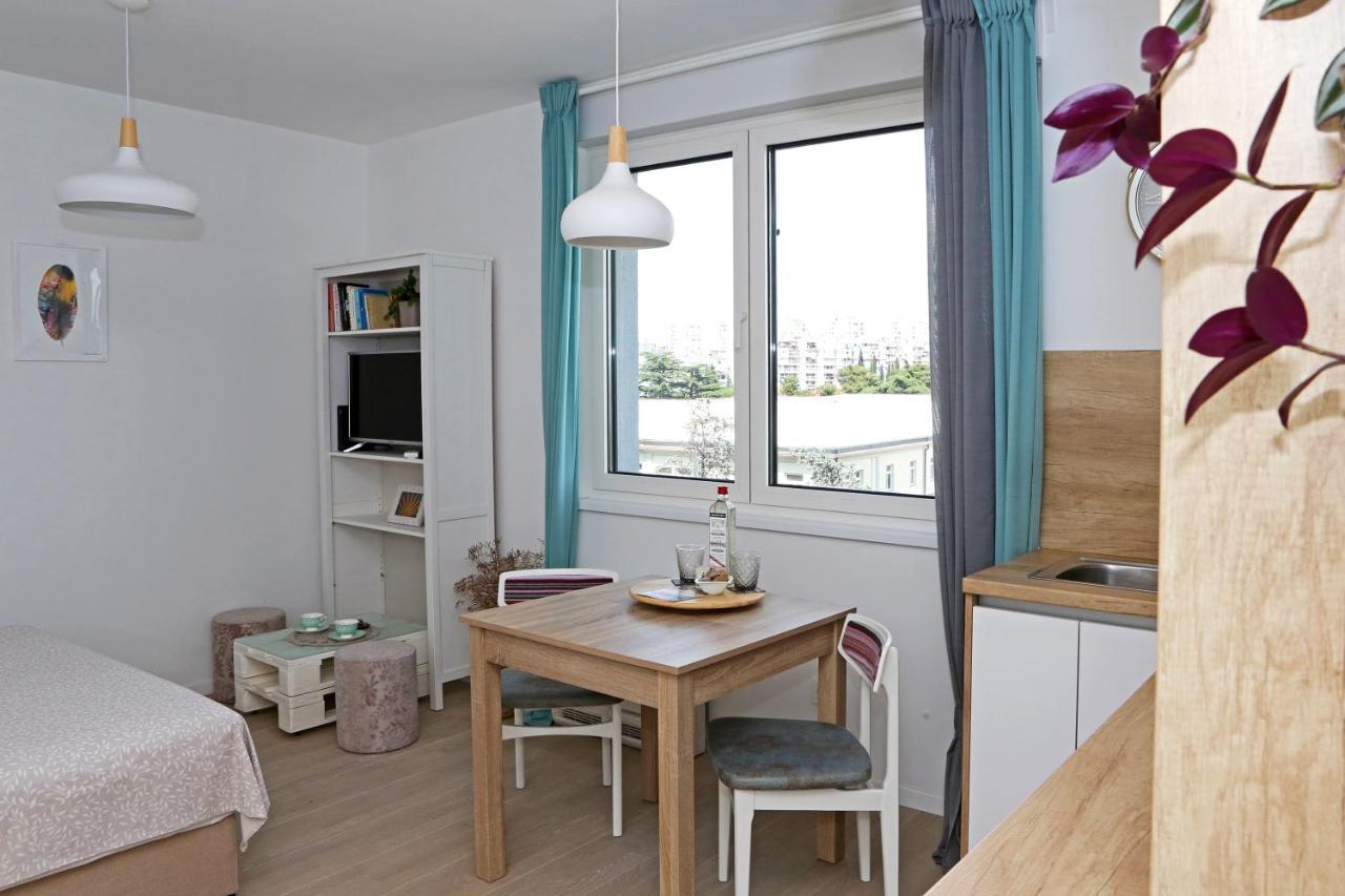 Studio Apartment Camino With Parking Zadar Eksteriør billede
